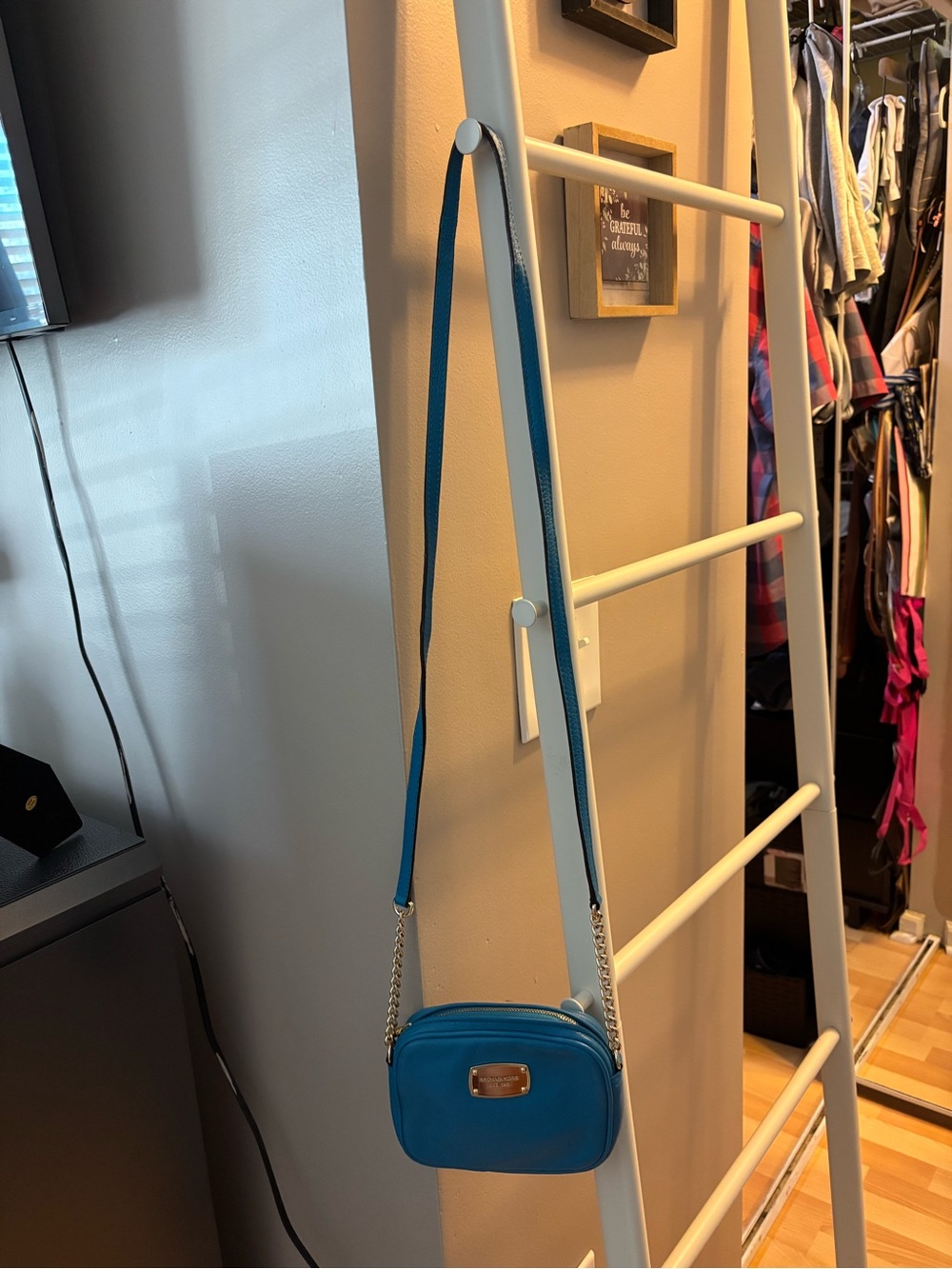 Michael Kors Blue Crossbody Shoulder Bag - Women's Travel Purse